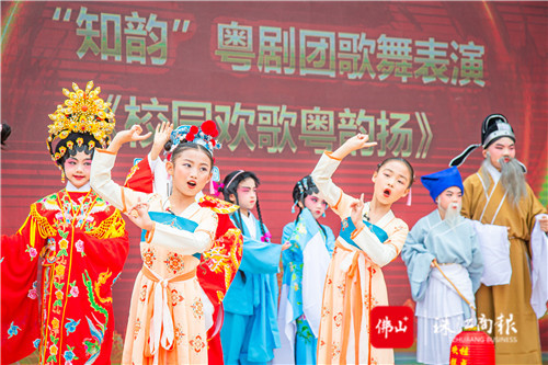3fc92ad0f530464db8dc32435a14e361.jpg