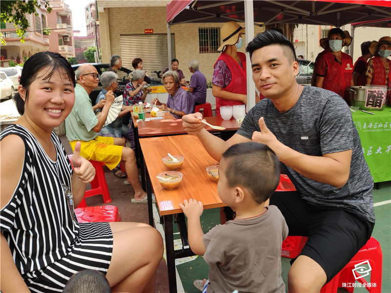 697ea045e1f74b85abaf3a0ea98a57a9.jpg