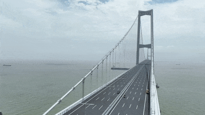 6e805afec2f34064afa2ade971f9cc41.gif