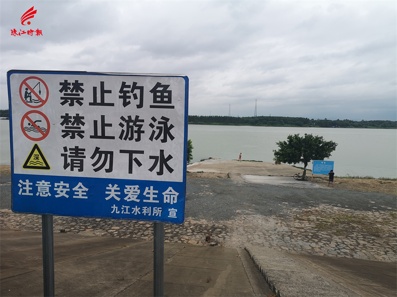 7a7435cb151543079c2e3c38de7df8a3.jpg