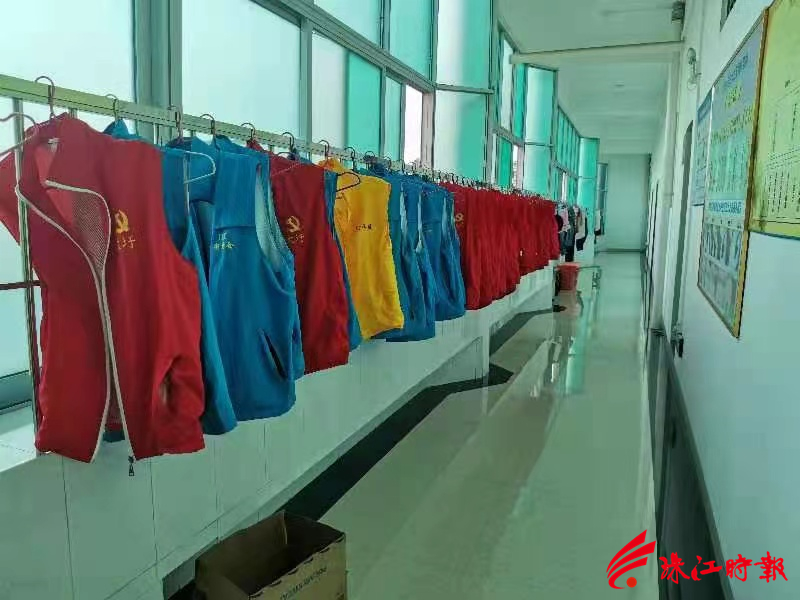 7baef8a8394545afb6dc0fce22d09efe.jpg