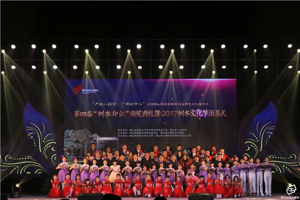 7d40256a0f42406cb9cbc26e13d12b34.jpg
