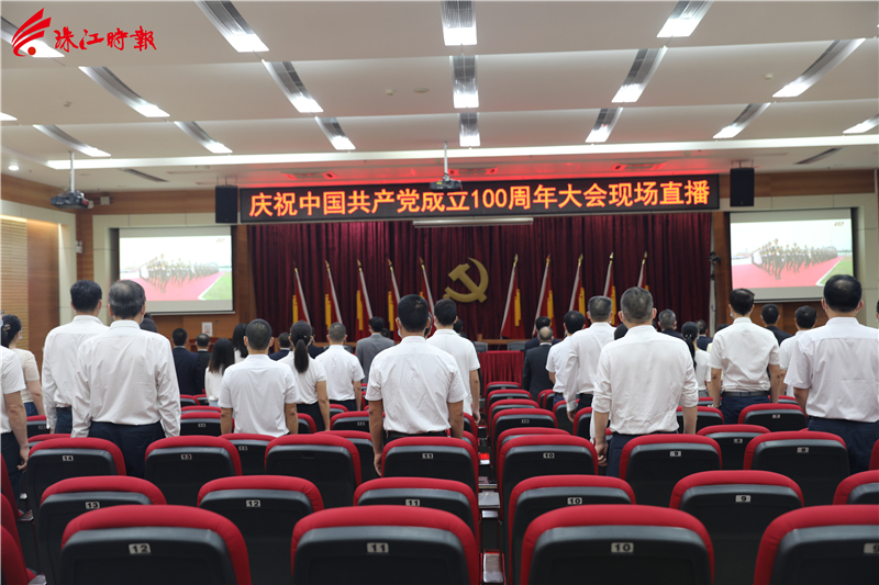 813ab3766adc45f0b8c30ef58232368a.jpg