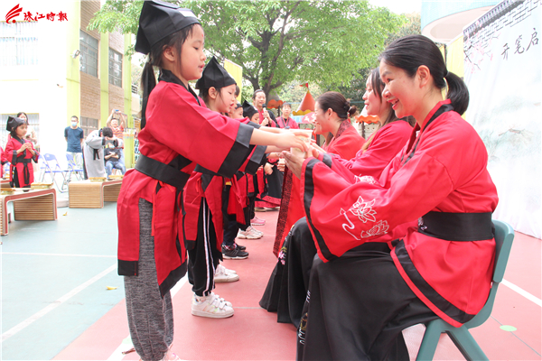 944abc9f31cd49b58abe83702012defa.JPG