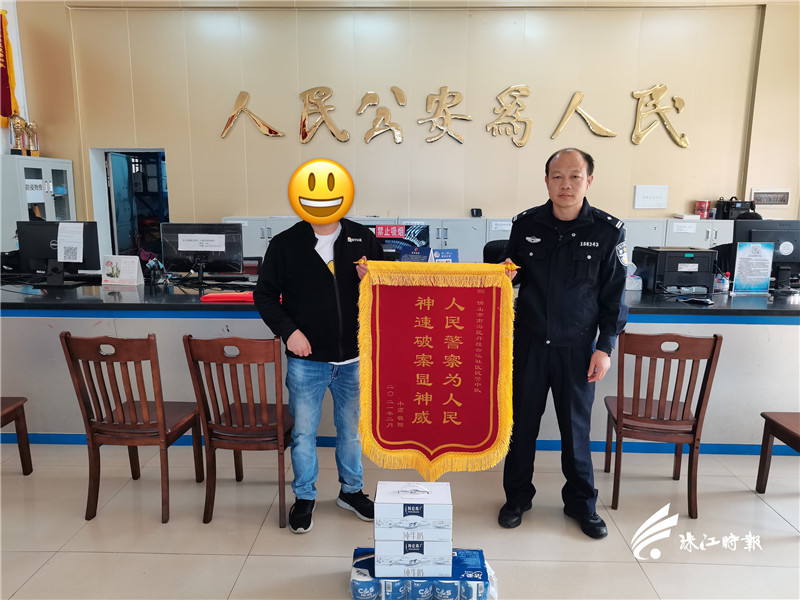 9e7c1bed0ae14981be265b85fc253eb5.jpg