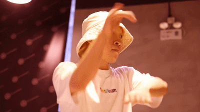a0ee592dde494588a4f452c9dfe6343d.gif