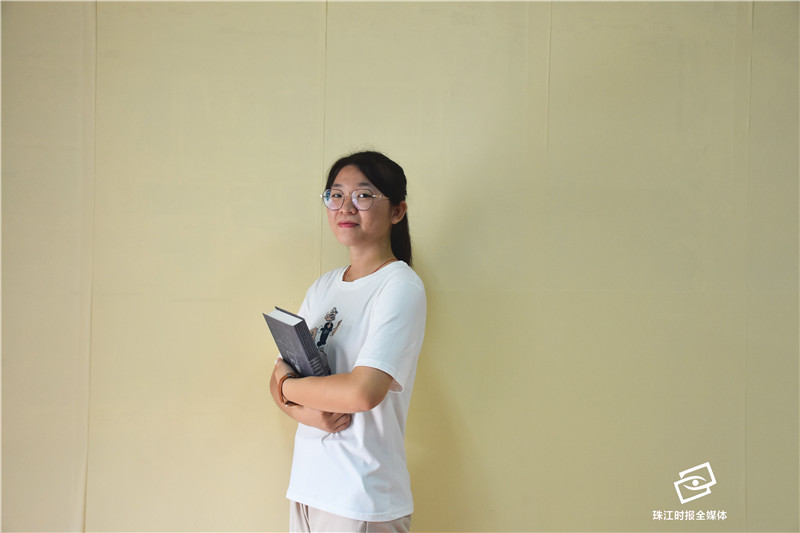 a9b14d911bd249f6b8817eaca048fe4e.jpg