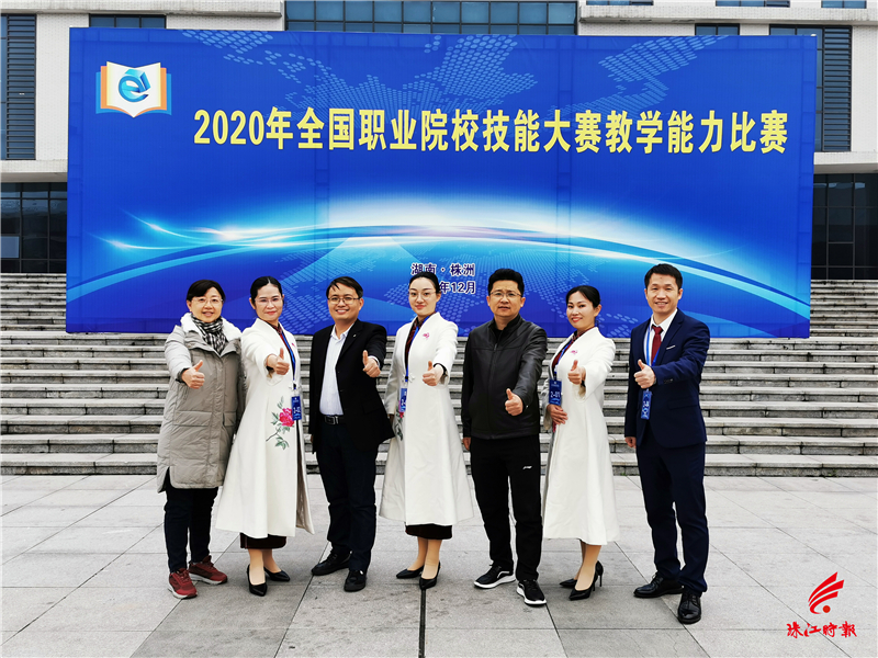 aec9f9df3b2e41b38eb20a19fd2ad33a.jpg