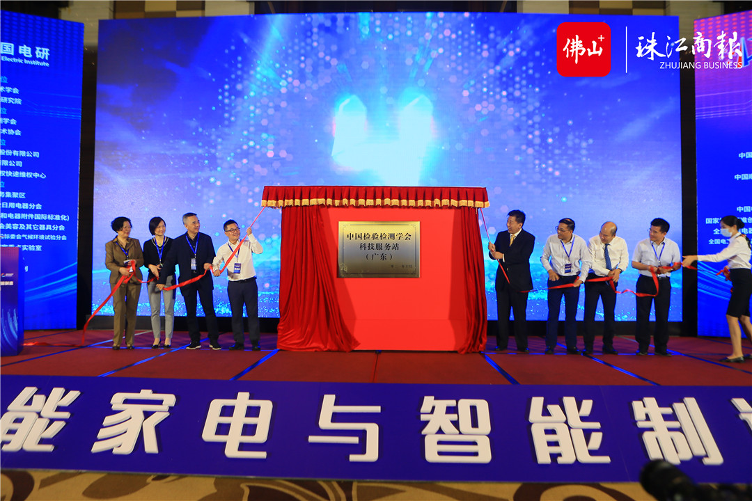 b450809eaed94381b75297f593fd3a1a.jpg