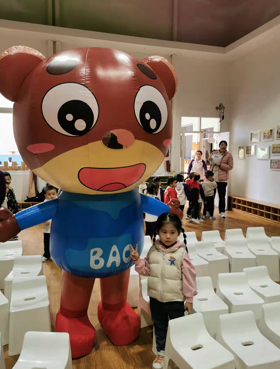 分享故事遇见童心宝宝熊绘本故事分享会走进iec丽日玫瑰幼儿园