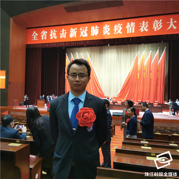bd64d943a5854ebe970ad9355e00ff3f.jpg