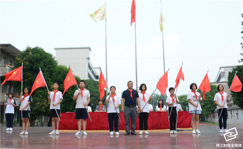 c493adc34c6c49c389bc7d6fb515cd39.jpg
