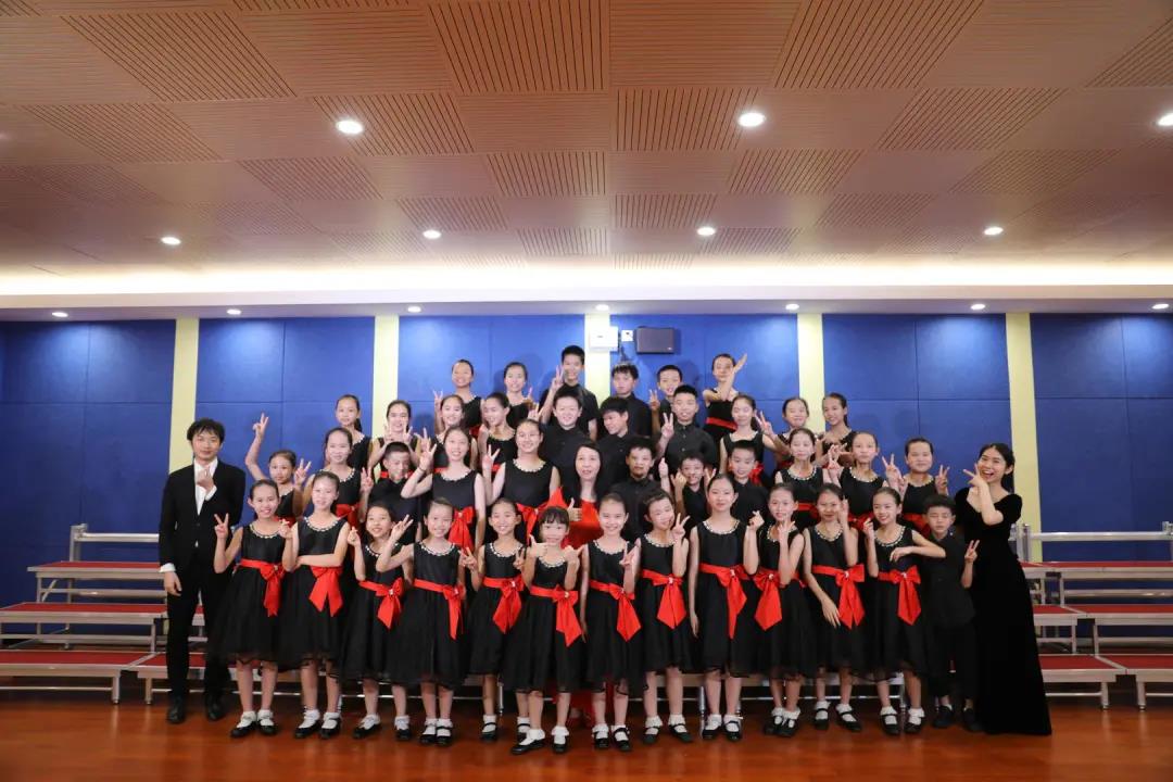 ce088b7efdea4437ac095b2b73a87023.jpg