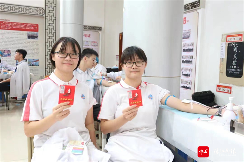 d5000571a4a44be497fb8aeab65d2a99.jpg