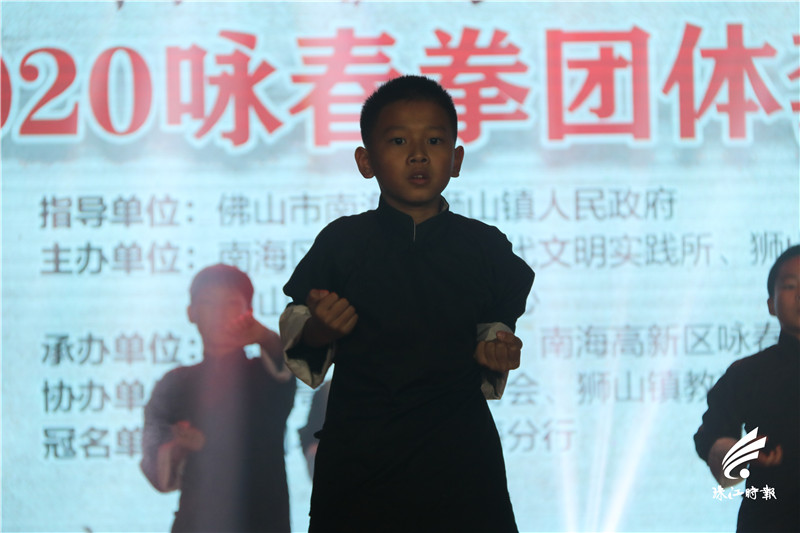 d8843fd6a91542b6a9355b07608e46b5.jpg