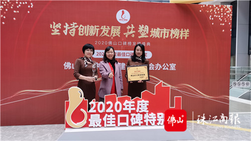 de71f547e24e4186be4e9cb45b4fcd14.jpg