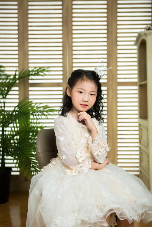 e711cc3767574e8cb610cdb9205db9cb.jpg