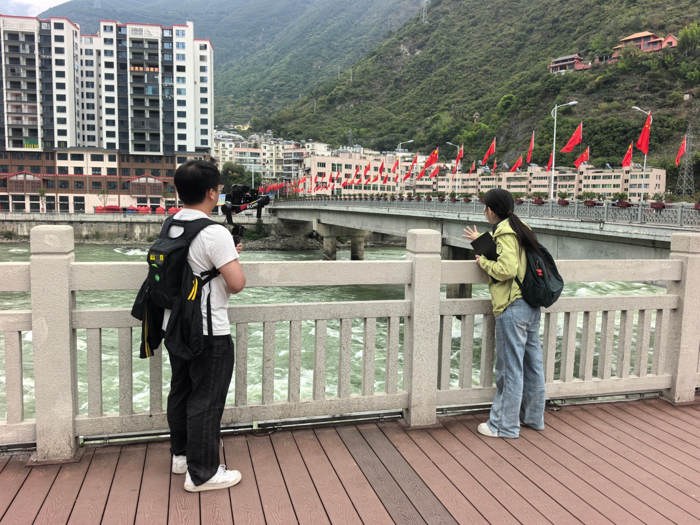 undefined eb0497c6e2b446e6be4643ce522677b6.jpg
