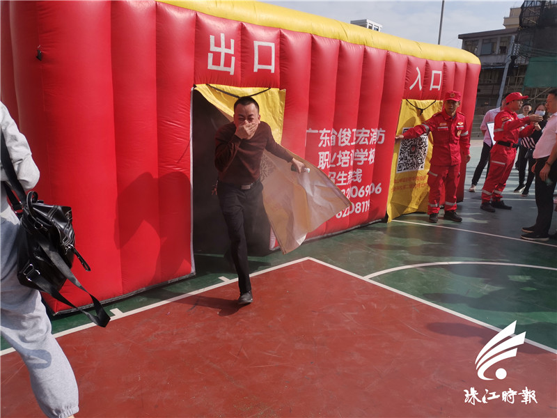 ec6384d14ed14a1cbd5a3f58f4ec404a.jpg