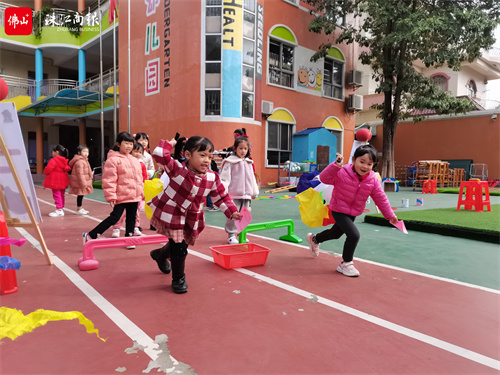 ecccc0b6e7ab43cd932cad280b9d3af7.jpg
