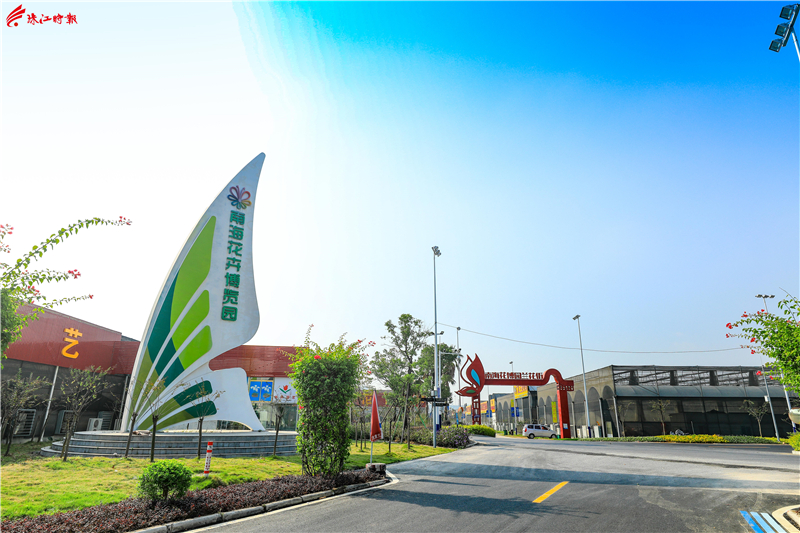 f04eac8d9886443c96b3009762bf8e20.jpg