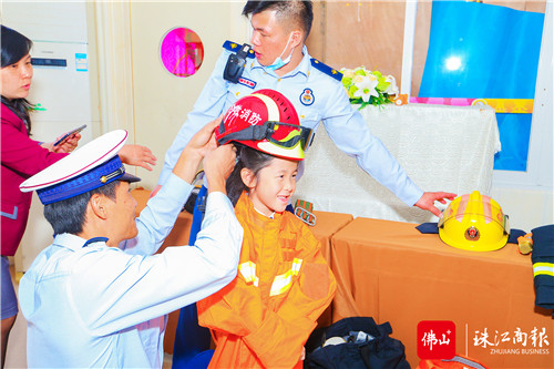fff012d7c9e24818af9143fcc0cb8286.jpg